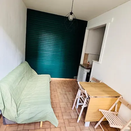 2-bed Close To Louvre Appartamento Parigi